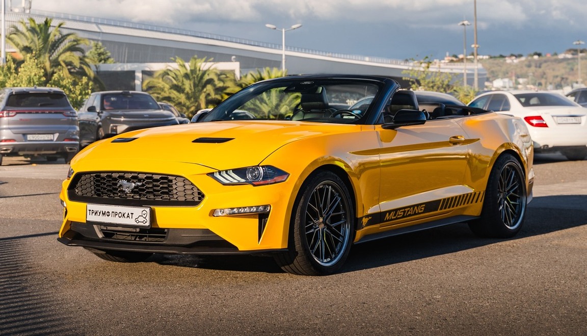 Ford Mustang Yellow