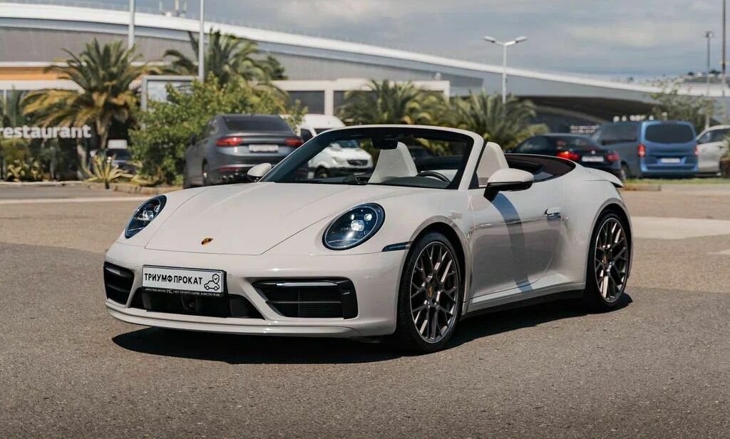Porsche 911 Carrera 4S - Акция