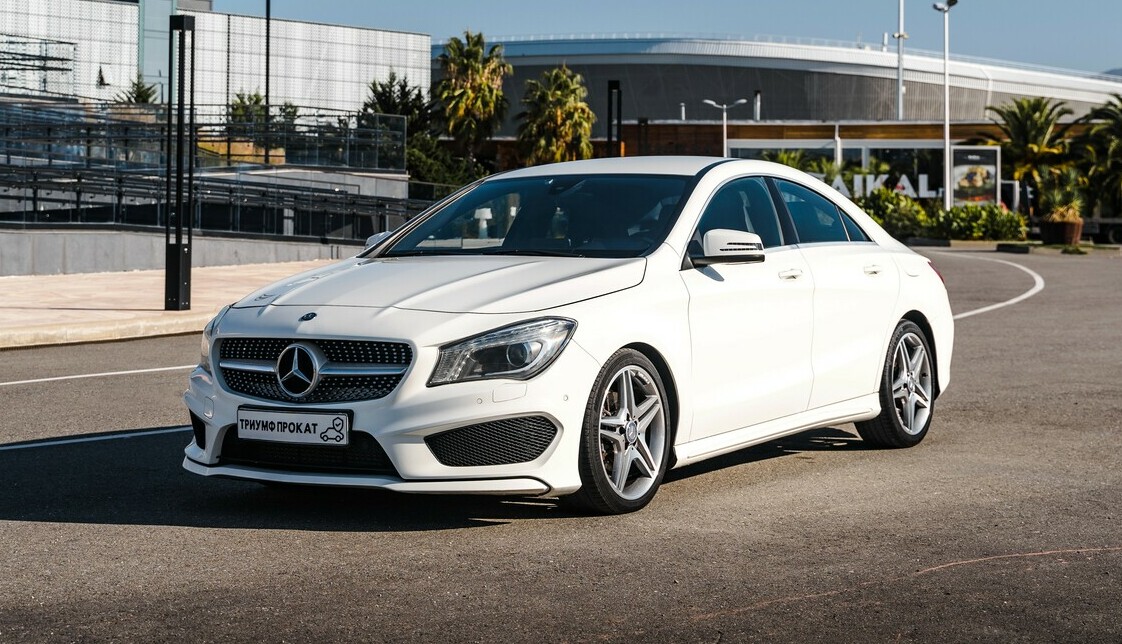Mercedes CLA 200 AMG
